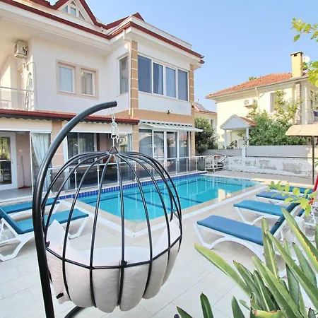 Lisa, 4 Bedroom, Private Pool , Calis Area *
