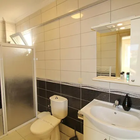 Lisa, 4 Bedroom, Private Pool , Calis Area וילה *