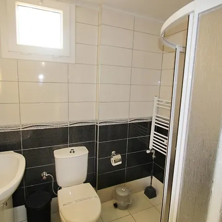 Lisa, 4 Bedroom, Private Pool , Calis Area פאטהיה
